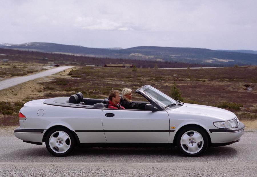  Saab 900 SE Turbo Convertible 1993 года  (фото 39 из 46)